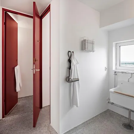 Hojhuset Kulturhotel 3* 헤르닝