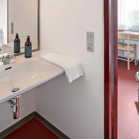 Hojhuset Kulturhotel 호텔 헤르닝